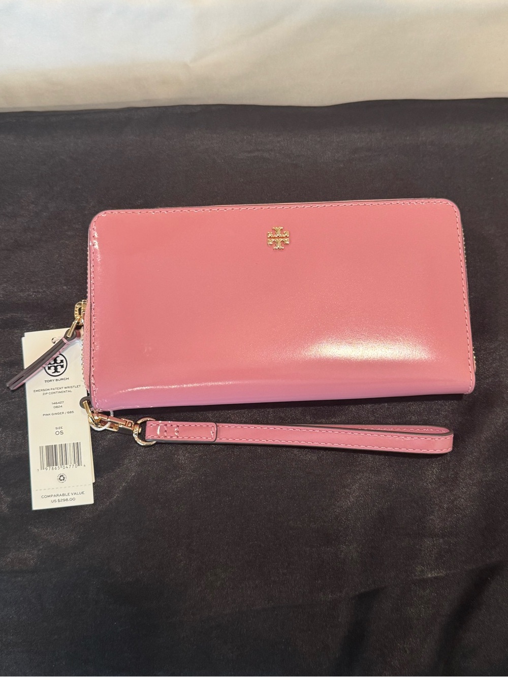 Tory Burch Pink Patent Zip-Around Wristlet Wallet with Gold Logo. NWT